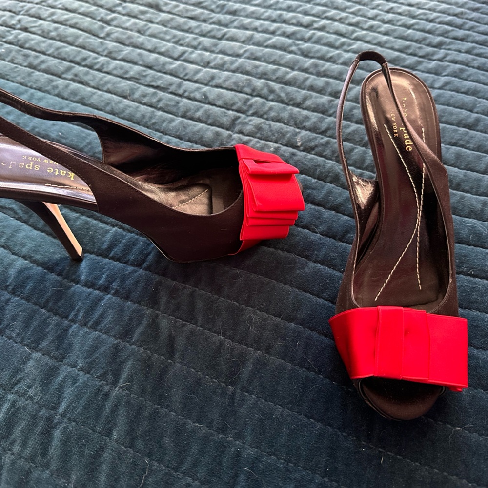Kate Spade size 9 gorgeous shoes. Wore 2 times.